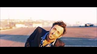 A Light آهنگ زنگ دانلود رایگان