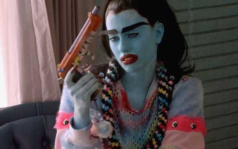 Girl Got A Gun Descarregar gratis el to de trucada