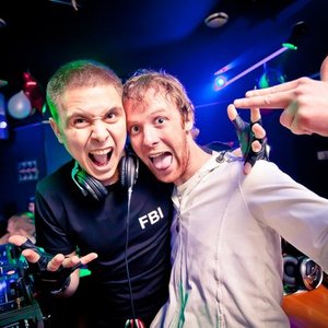 RUSSIAN DANCE TRACK 02 Рингтоне Довнлоад Бесплатно