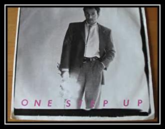 One Step Up रिंगटोन डाउनलोड मुफ्त