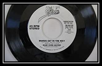 Words Get In The Way Descarregar gratis el to de trucada