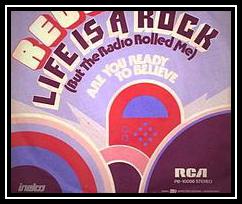 Life Is A Rock (But The Radio Rolled Me) Vyzvánění ke stažení zdarma