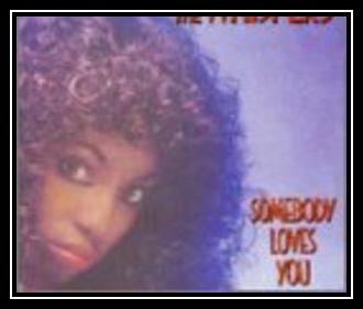Somebody Loves You Descarregar gratis el to de trucada