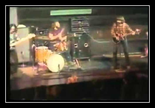 Commotion Zəng melodiyası Pulsuz