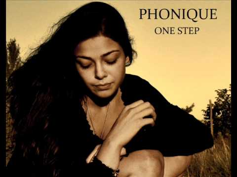 One Step آهنگ زنگ دانلود رایگان